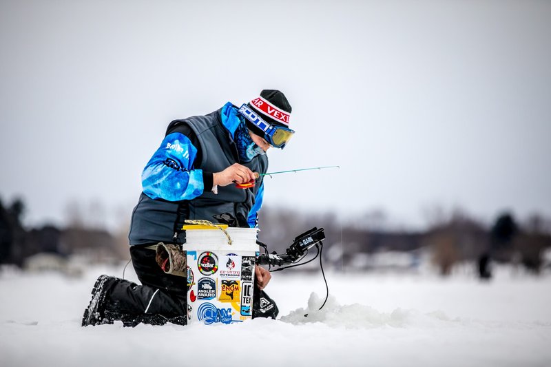 Ice fishing game online in Germany